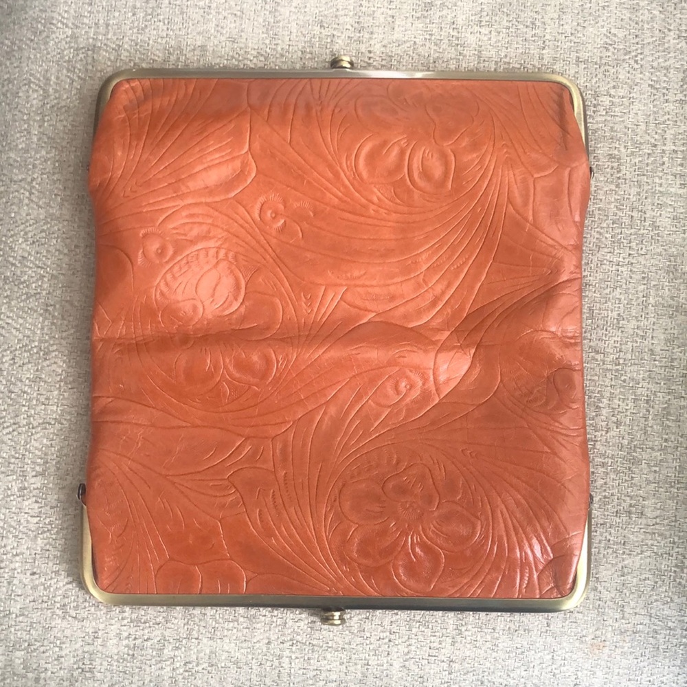 Beautiful Brown Tooled Floral HOBO Wallet😍
